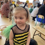 pszczółka - dziewczynka.JPG